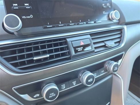Used 2020 Honda Accord LX image 24