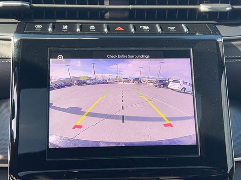 Used 2024 Jeep Grand Cherokee L Altitude image 16