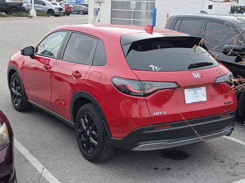 Certified 2024 Honda HR-V Sport image 5