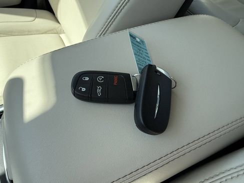 Used 2015 Chrysler 300 Limited w/ 300 Premium Group AWD/4WD image 31
