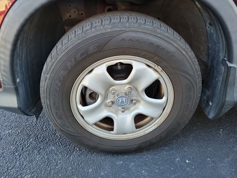 Used 2015 Honda CR-V LX image 5