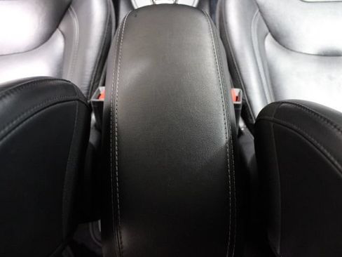 Used 2019 Jeep Cherokee Limited AWD/4WD image 30