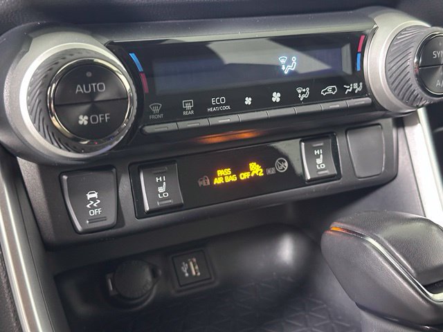 Used 2023 Toyota RAV4 SE w/ Weather & Moonroof Package AWD/4WD image 20