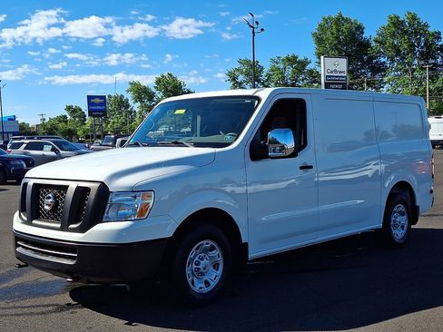 Used 2021 Nissan NV 2500 SV RWD image 3