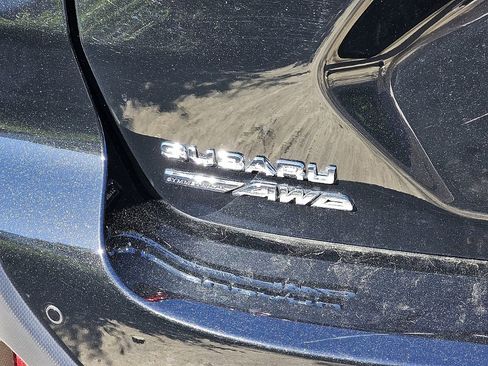 Certified 2025 Subaru Crosstrek 2.5i Limited w/ Crosstrek Mirror Package image 10