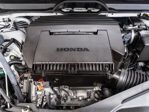 Used 2025 Honda Pilot Black Edition image 34