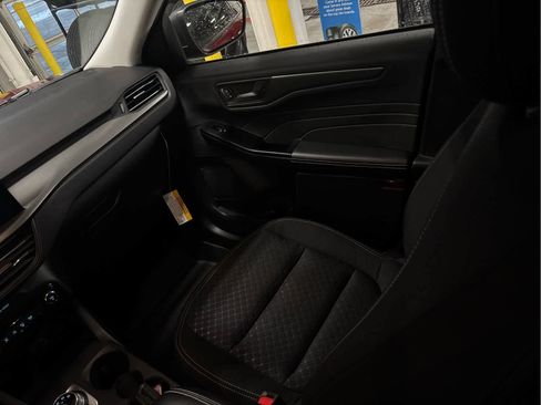 New 2025 Ford Escape Active w/ Tech Pack #1 image 9