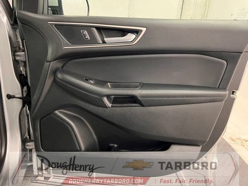 Used 2023 Ford Edge SEL AWD/4WD image 40