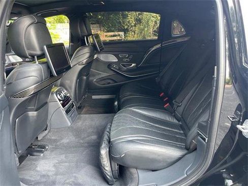 Used 2017 Mercedes-Benz Maybach S 550 4MATIC image 28