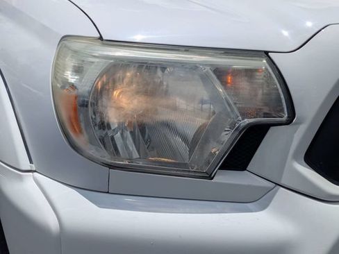 Used 2014 Toyota Tacoma PreRunner w/ TRD Sport Package RWD image 9