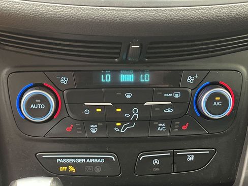 Used 2019 Ford Escape SEL AWD/4WD image 20