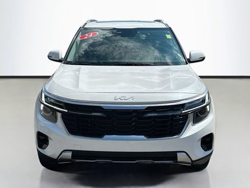 Used 2024 Kia Seltos EX AWD/4WD image 4