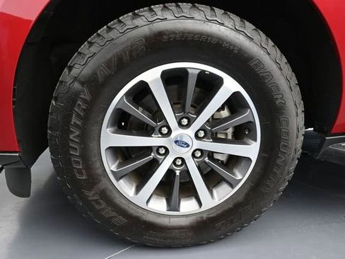 Used 2020 Ford Expedition XLT AWD/4WD image 24