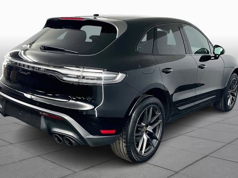 Used 2023 Porsche Macan Turbo image 11