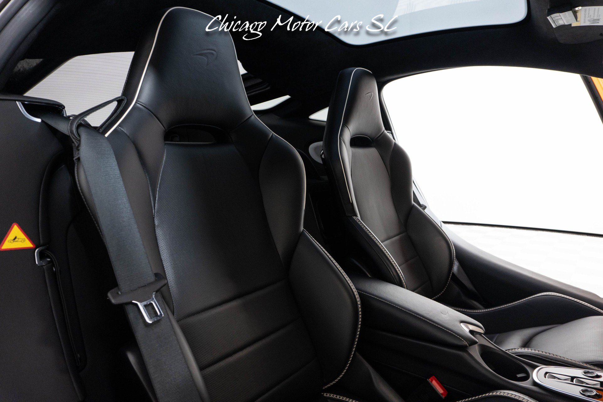 Used 2023 McLaren GT RWD image 33