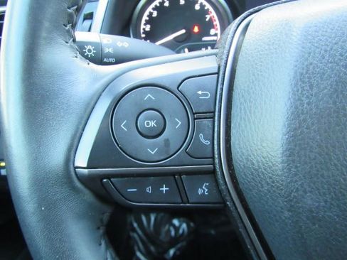 Used 2023 Toyota Camry SE image 36