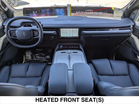 New 2026 Lincoln Navigator L Reserve w/ Jet Appearance Package AWD/4WD image 11