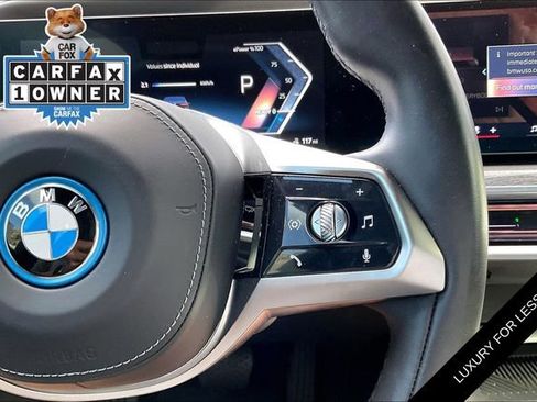 Used 2023 BMW i7 xDrive60 AWD/4WD image 19