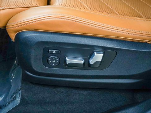 Used 2024 BMW X5 sDrive40i w/ Parking Assistance Package image 24