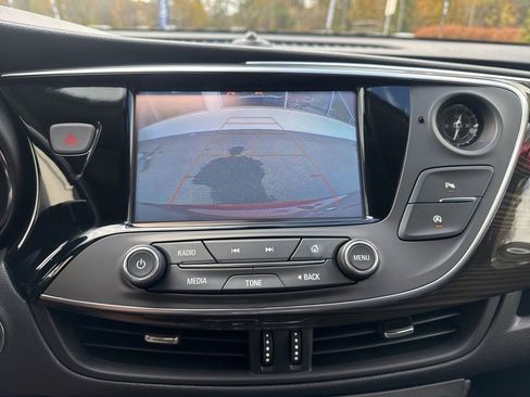Used 2020 Buick Envision Essence image 15