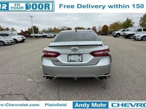 Used 2018 Toyota Camry XSE image 36