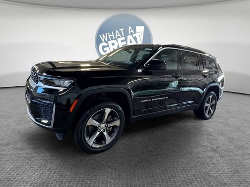 New 2026 Jeep Grand Cherokee L Limited w/ Trailer Tow Package AWD/4WD image 8
