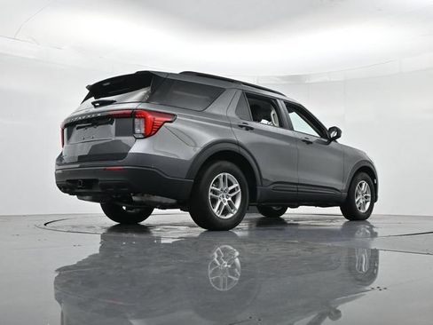 New 2026 Ford Explorer Active RWD image 41