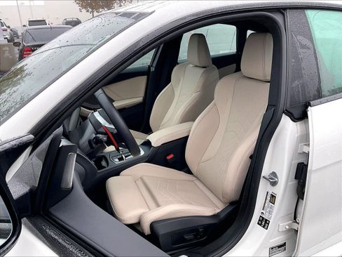 Used 2025 BMW M235i xDrive w/ Technology Package image 25