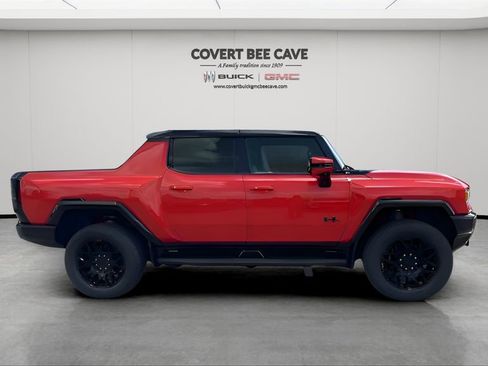 New 2025 GMC Hummer EV 2X w/ LPO, Dark Essentials Package image 24