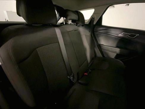 Used 2025 Kia Sportage LX image 23