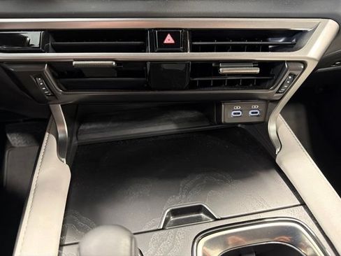 Used 2023 Lexus RX 350h w/ Accessory Package (Z1) AWD/4WD image 20