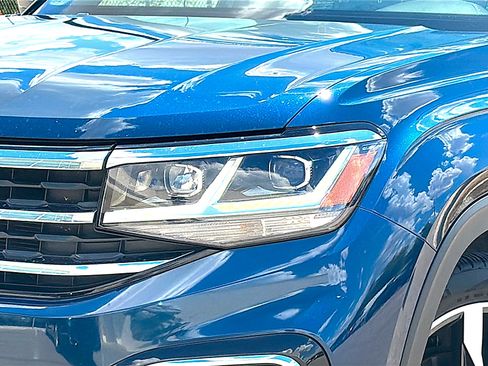 Used 2022 Volkswagen Atlas Cross Sport SEL Premium R-Line AWD/4WD image 4