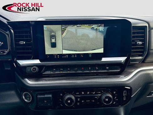 Used 2022 Chevrolet Silverado 1500 LTZ image 21