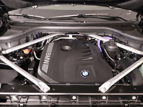 New 2026 BMW X5 xDrive40i w/ M Sport Package AWD/4WD image 20