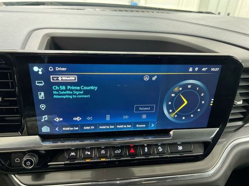 Used 2023 Chevrolet Silverado 1500 High Country w/ Z71 Off-Road Package image 13