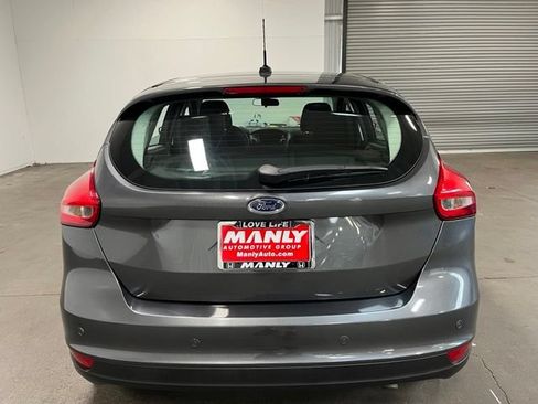 Used 2018 Ford Focus SEL FWD image 4