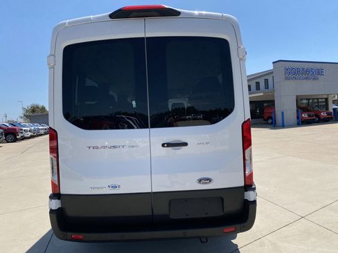 Used 2023 Ford Transit 350 XLT image 5