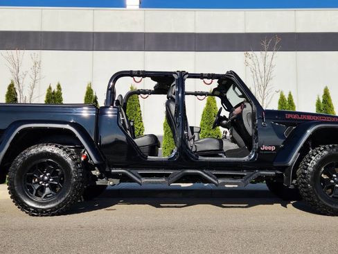 Used 2022 Jeep Gladiator Rubicon w/ Trailer Tow Package image 5