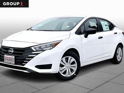 New 2025 Nissan Versa S w/ Trunk Package