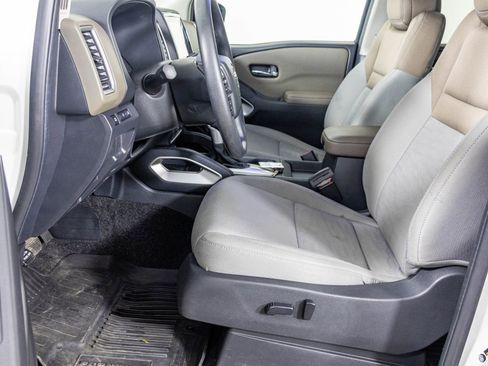 Used 2022 Nissan Frontier SV image 20