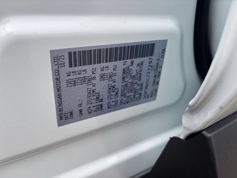 Used 2026 Nissan Rogue SV FWD image 31