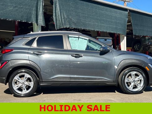 Used 2022 Hyundai Kona SEL w/ Convenience Package image 3