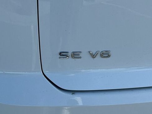 Certified 2022 Volkswagen Atlas Cross Sport SE FWD image 26