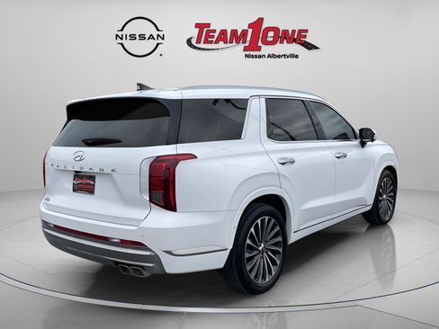 Used 2025 Hyundai Palisade Calligraphy FWD image 7