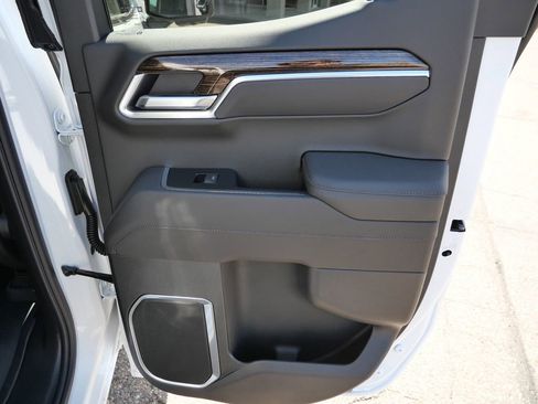 New 2026 GMC Sierra 1500 SLE AWD/4WD image 26