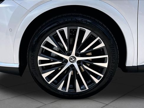 Used 2024 Lexus RX 350 Premium Plus w/ Convenience Package FWD image 11