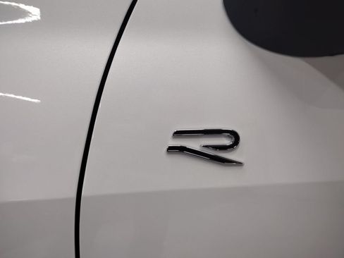 New 2026 Volkswagen Tiguan SEL R-Line AWD/4WD image 6