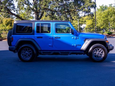 Used 2024 Jeep Wrangler Unlimited Sport AWD/4WD image 6