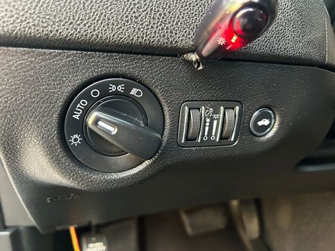 Used 2021 Dodge Charger SXT w/ Blacktop Package image 18