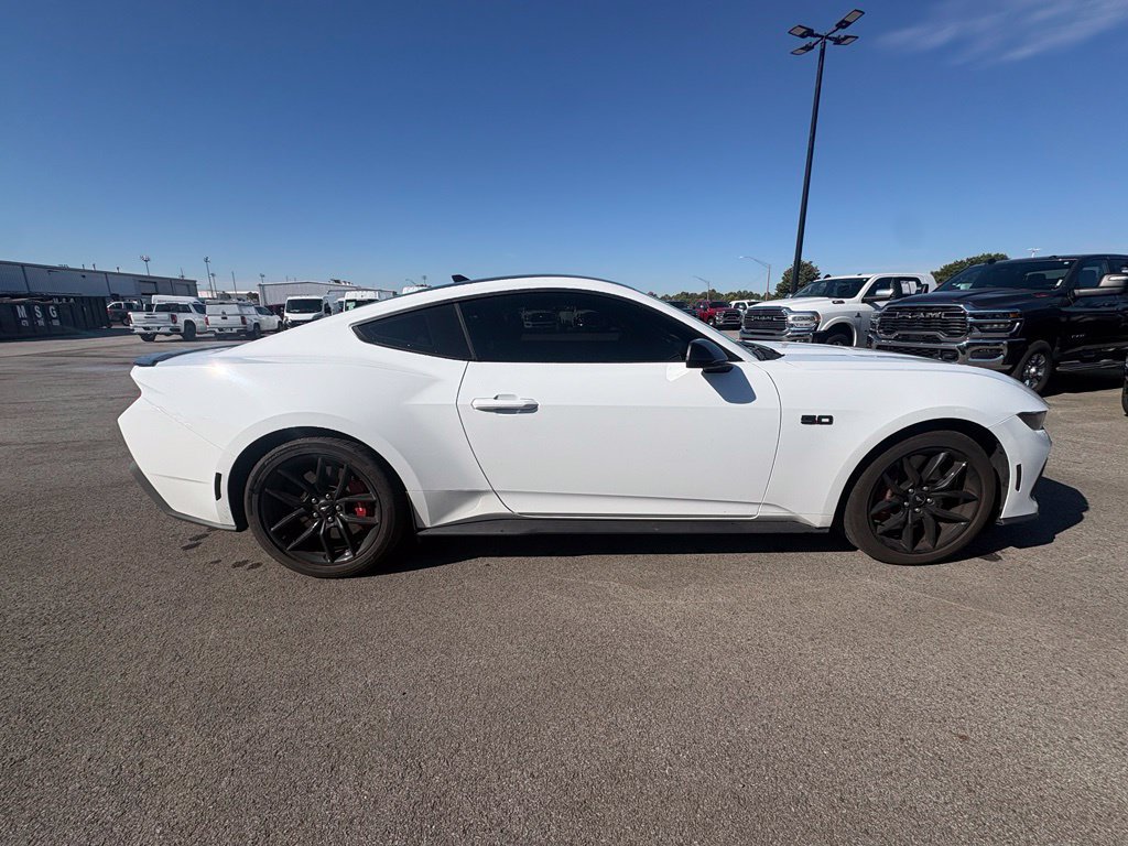 Used 2026 Ford Mustang GT w/ Mustang Nite Pony Package RWD image 8